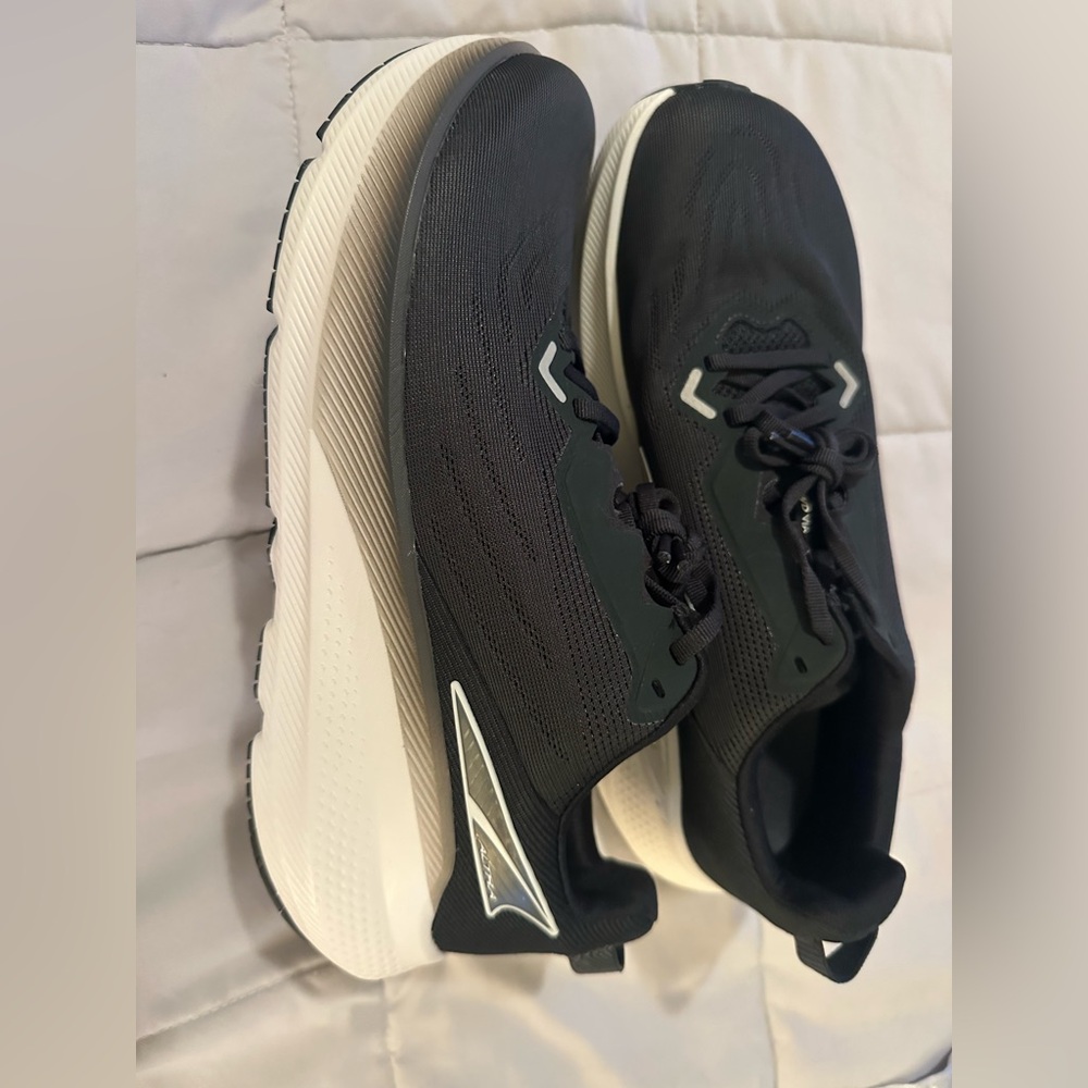 Altra Tennis Shoes - Brand New Black 10.5